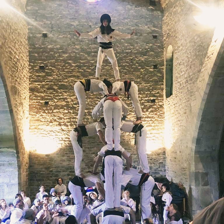 FalconsdeMalla's tweet photo. Aquí teniu un petit repertori d'algunes figures realitzades el passat diumenge 21 d'Abril a l'església de Malla amb motiu de Pasqua. Gràcies a @de_falcons per portar unes figures tant espectaculars per la Plana! https://t.co/PN3dva6MkV