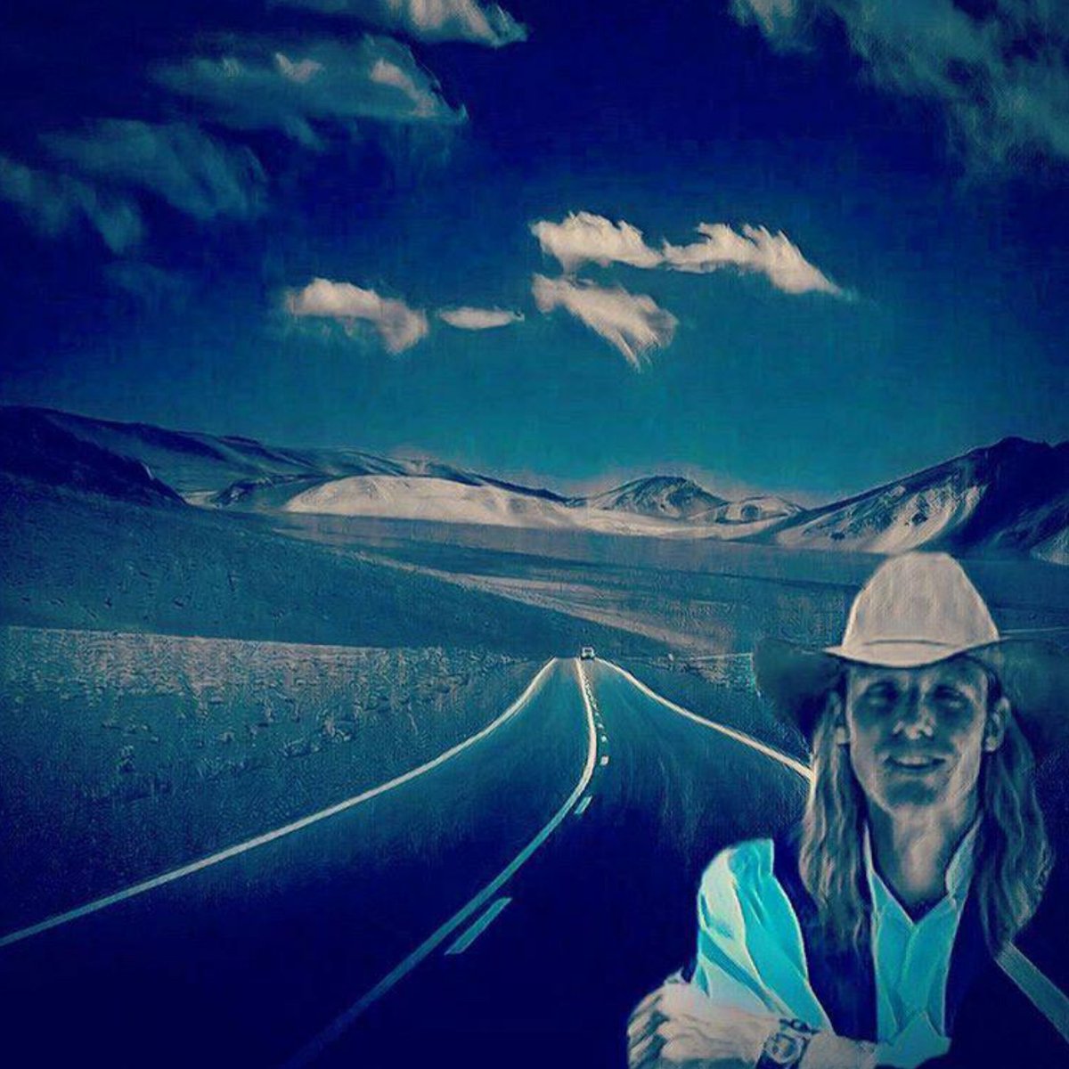 TheEddieTBand's tweet photo. Ater years onthe Road , Never want to see it End,,My Life is My Music,And Music Is My Life,,..@PromotionsMk .@musiccity2018 .@josiemusicaward .@TheDavidBowers .@AtlantaCosmo . https://t.co/IuTepDVe0c