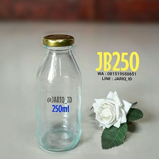 JARIQ_ID's tweet photo. • JB 250ml •
.
#ultah #kemasan #birthday #kids #holiday #ootd #coffee #family #botoljariq #makeup #kopi #botolkaca #jariq_id #bringyourownbottle #milkjelly #kemasankaca #wedding #juice #yoga #perlengkapanultah #bebas #baby #zumba #souvenir #strawberrymilk #cookies #ulangtahu… https://t.co/FNniEnTA47