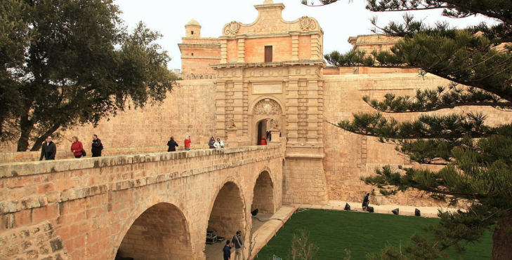 JulesyBnB's tweet photo. Enjoy Malta and its sights on a city sightseeing hop on hop off bus tour - everyday!
Choose your date and book here - https://t.co/jveYvA2GFY
#julesbnb #malta #ilovemalta #maltatour #maltasightseeing https://t.co/IwhjsCxeLY