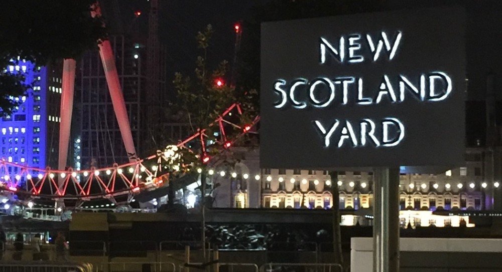 metpoliceuk's tweet photo. As of 10:00hrs on Monday, 22 April, 1,065 arrests have been made since Monday, 15 April in connection with ongoing Extinction Rebellion protests. 53 people have been charged https://t.co/gGPnHclVKW https://t.co/mobgNu6CVA