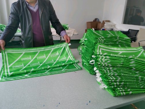 BiolaRichard's tweet photo. Hi Guys
Do you need customised #Scalf, #Bandana or #flags?
For your companies, events or brands.
DM for a quality delivery and pocket friendly job.
Kindly follow @kreationtwelve
Pls RT, my cust full your TL biko 🙏🙏🙏
#EasterMonday #vanguardnews #MondayMotivation #Branding https://t.co/2Ls1KZm3OK