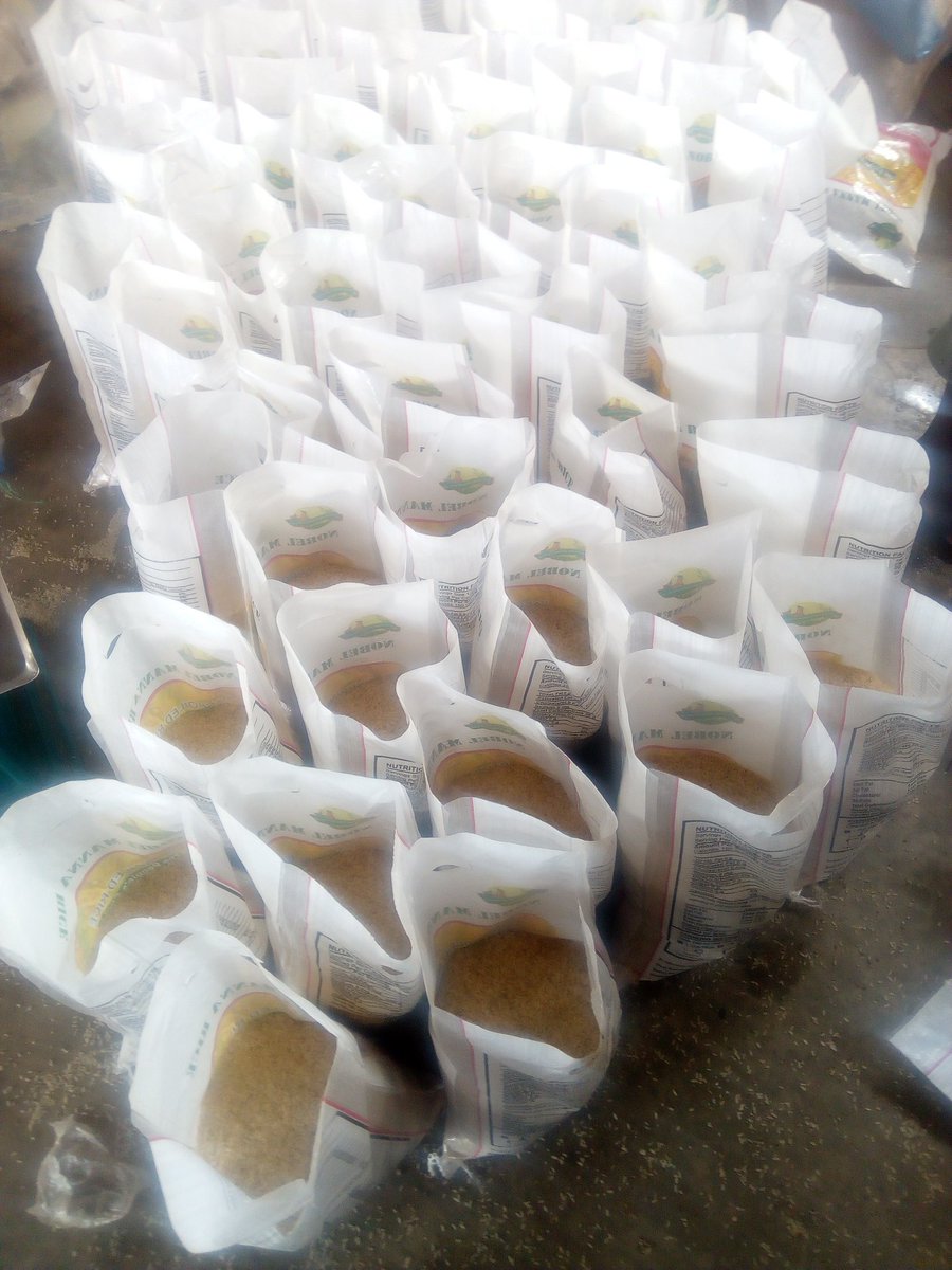 hbkwara's tweet photo. You don't need imported rice, we're here to give you best of distoned, polished and colour sorted long grain rice in @NobelOilandGas 
#NOBELMannaRice 
#NorthbridgeIntegratedFarms https://t.co/88ig3tP5cL