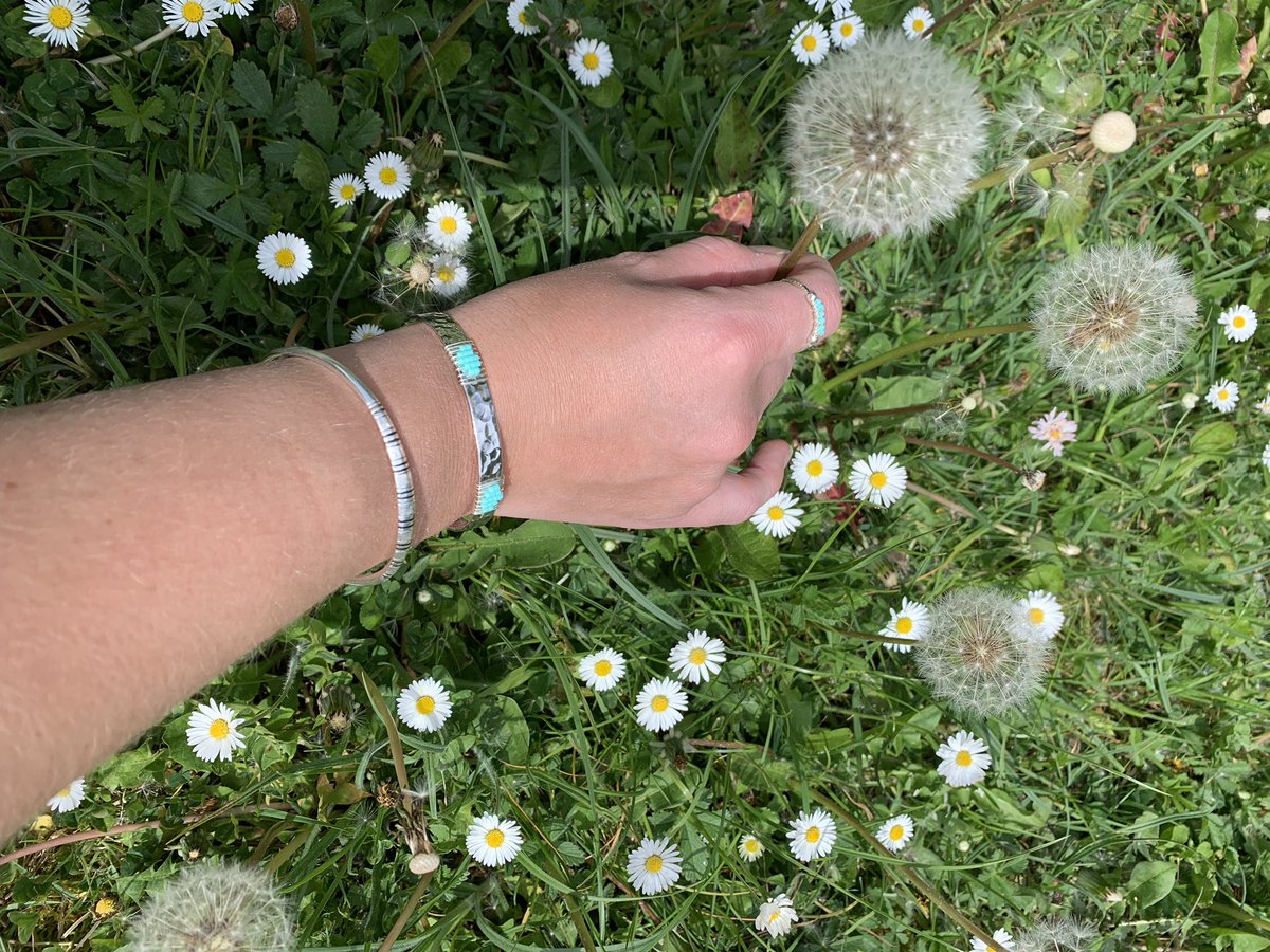 MarineConan1's tweet image. Lundi de Pâques au soleil ☀️ Avec mes jolis petits bijoux @FLORAPADA ♥️