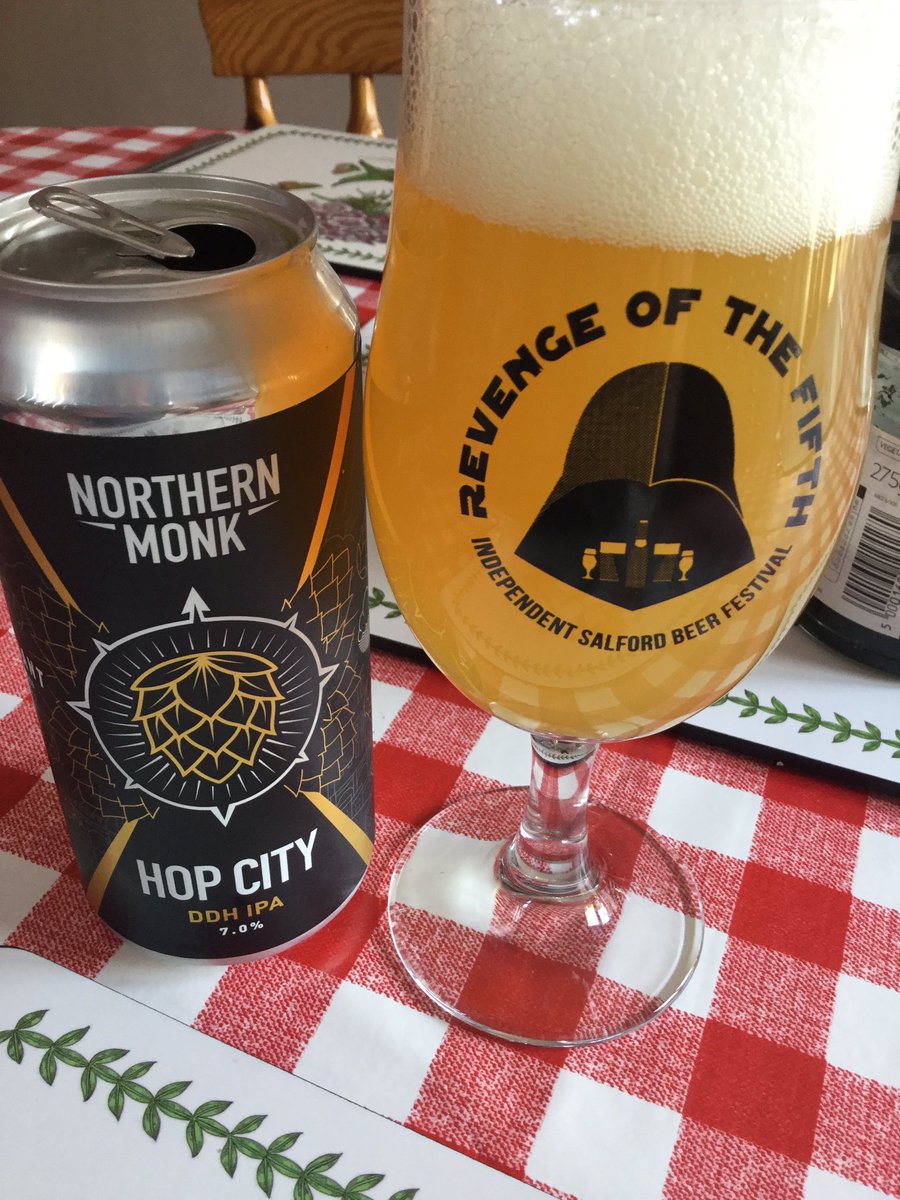 markthegasman's tweet photo. So to remember one of the most epic nights of #2018hopcity with @Mr_ian_B @TheAleLady @MillsBrewing @thegreatcubbio @Sparkyrite plus anybody I might have forgot #agerelatedproblems
@NMBCo @deyabrewery @VerdantBrew @cloudwaterbrew colab 2019 happy Easter everyone https://t.co/VkADfdE1aE