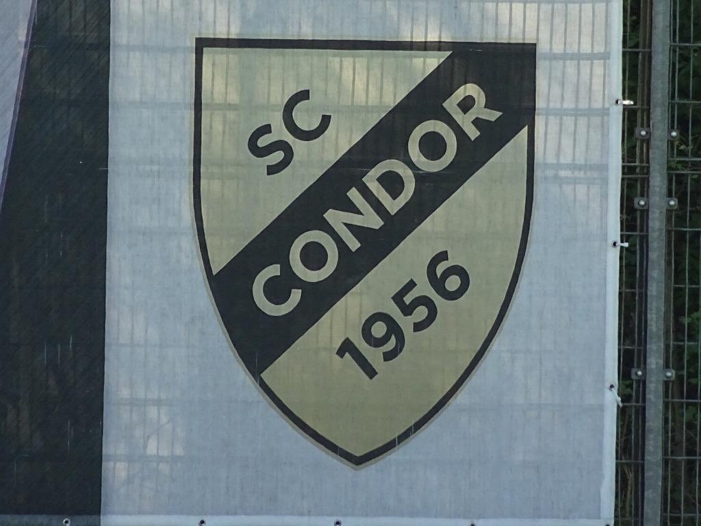 rollenderhsvfan's tweet photo. Oberliga Hamburg, SC Condor gegen VfL Pinneberg 10:0 guter Kick #sccondor #sportparkoldenfelde #oberliga #kunstrasen #klarersieg #coolerschiri #sonne #groundhopper #ground #neuerground #groundhopperapp #fussball #hamburg #verbandsliga #sportplatz #sammelleidenschaft #kantersieg https://t.co/C1bynln6kL