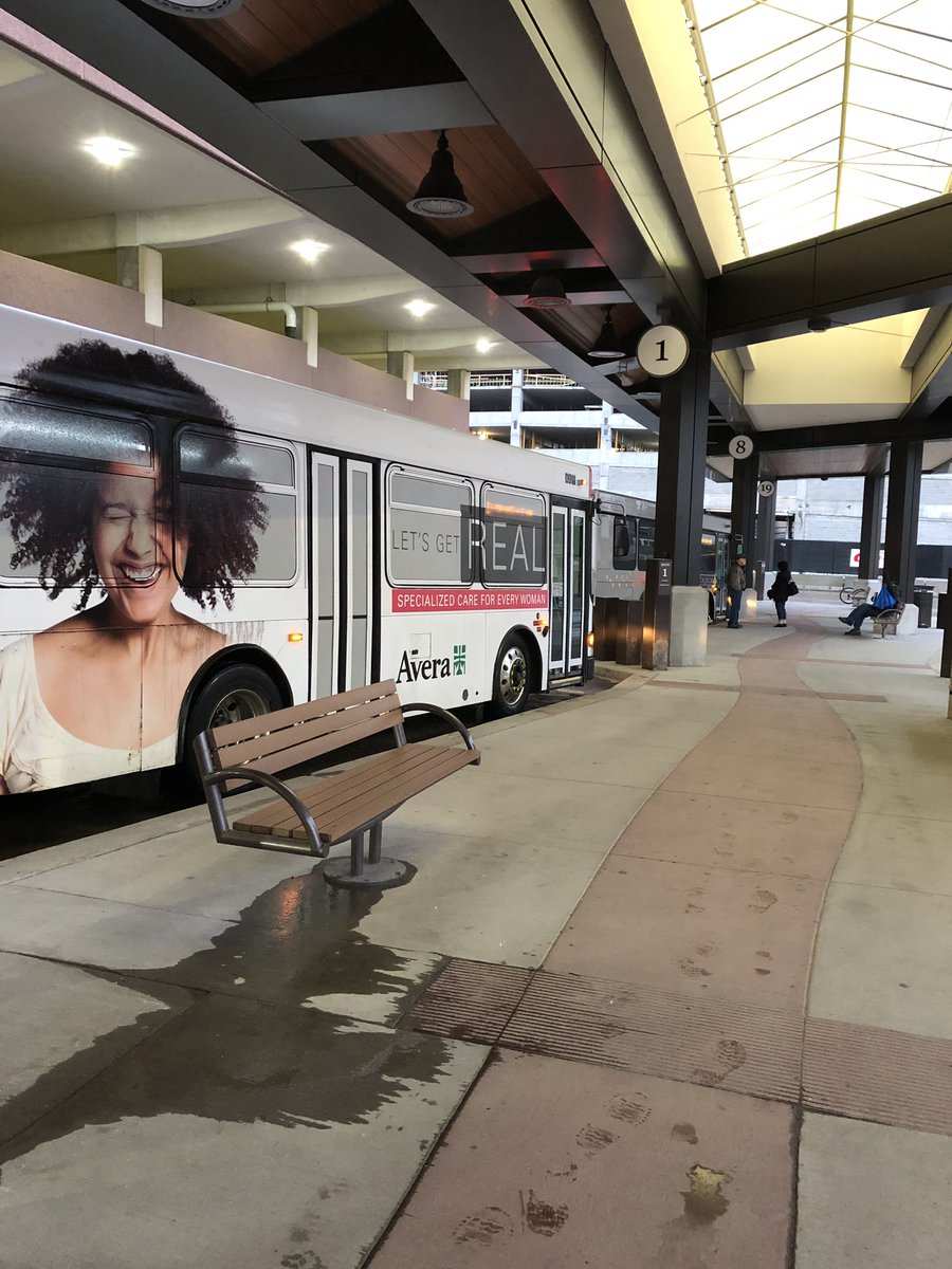 MDCApex's tweet photo. Earth day, beat the traffic and take the metro bus! @CitySiouxFalls #SAMselfie See you on Route 5 https://t.co/lJ3wyOLZXh