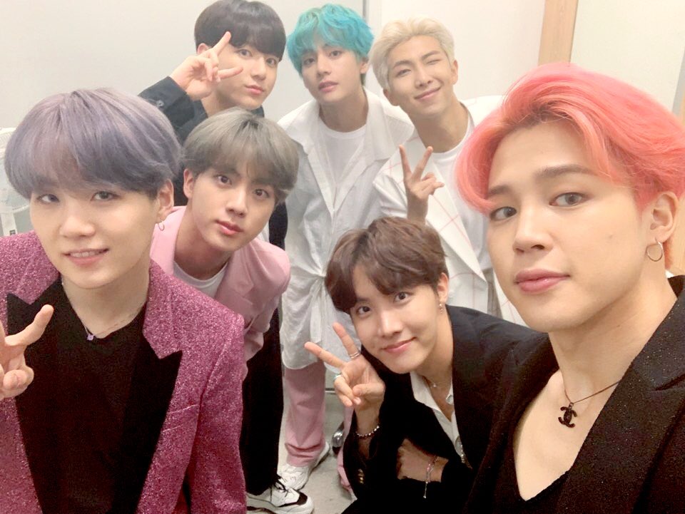 yijinjk04's tweet photo. Please follow me ARMY
Please RT and follow
I’ll Follow back 💜💜💜💜💜💜💜

#iVoteBTSBBMAs 
@BTS_twt 

#armyfollorarmy https://t.co/Fvetn3x3ar