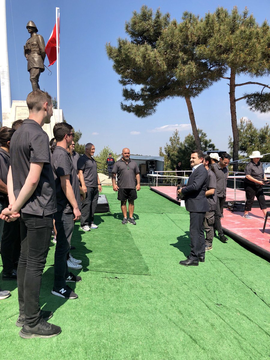 HE İsmail Kaşdemir, President of the Gallipoli Historic Sites Directorate visited the <a href="/NZDefenceForce/">NZ Defence Force</a> #Gallipoli2019 Contingent during a rehearsal at Chunuk Bair. He said they were always welcome here at this special place for 🇳🇿 &amp; 🇹🇷<a href="/HintonWendyNZ/">Wendy Hinton</a> @SpeakerTrevor <a href="/NZLainey/">Lainey 🌻</a>