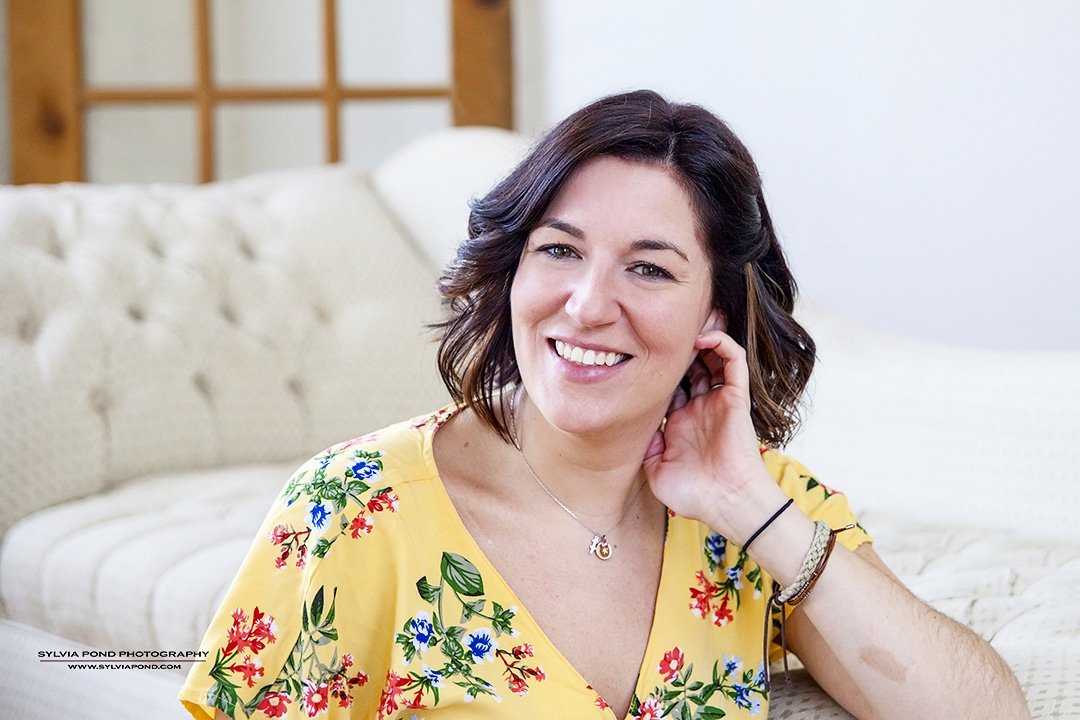 SylviaPondPhoto's tweet photo. Today's forecast... wear bright colours and a giant smile because the sun is going to shine all day!
#Monday #Mondayvibes #spring #sunshine #portraitphotography #portrait #studio #studioportrait #photography #kwphotographer #kwstudio #springfashion #fashion #kwawesome https://t.co/J4cYVUDGhX