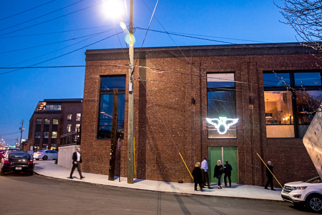 PaintedDuckATL's tweet image. Make us your Monday motivation! 👊See you tonight? Doors open at 5. #gamechanger #smallballs