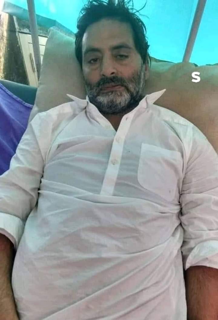 Kashmir_Diary's tweet photo. #Yasin_Malik
#Salute_U_Sir😥

The Person Who Sacrificed His Whole Life for Kashmir.
Today When He need Our Support,We Are Silent...
#Shame_for_Us https://t.co/zIqLTyM6KD