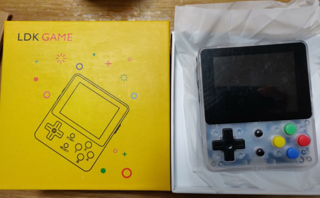 Eikpyrmir's tweet photo. LDK GAME届いたー https://t.co/PlsMVx8LpT