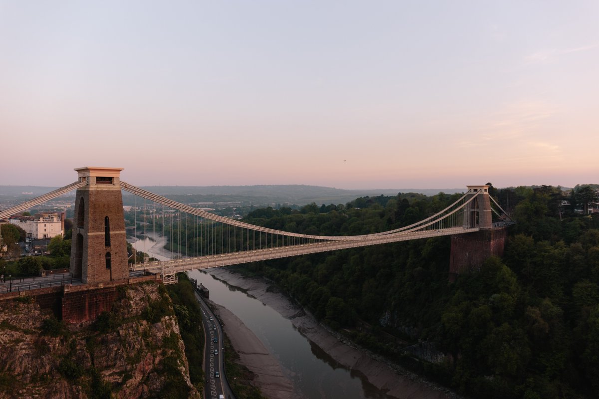 BristolOldVic "Have you heard the news? Bristol has been named the most artistic city in the UK! BristolLive 

Nothing we didn't already know! 😉

ow.ly/Bpc750qMPAN "