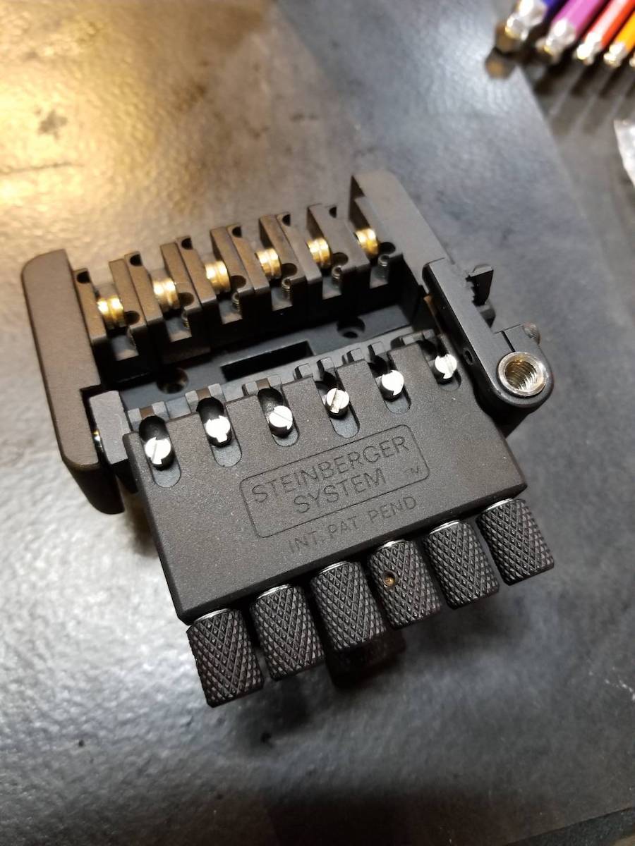 wakuya_setagaya's tweet photo. #Steinberger GM4T
#Transtrem Full maintenance / After https://t.co/Zer9vyt15B