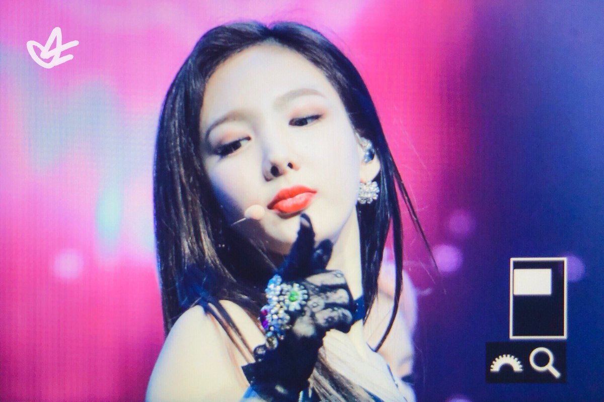 heartlipped's tweet photo. 190422 #나연 #TWICE https://t.co/6a6zuiorkX