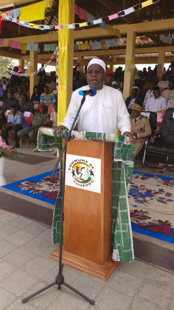 SNGANE's tweet photo. And #Touboro Council celebrates its water supply funded by @FEICOM1 @Minddevelcamer1 @Akoap2 https://t.co/QNNGsmCL3V