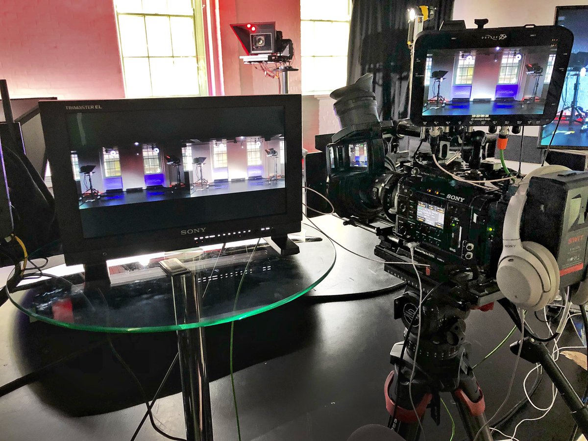 HECTORSOLE's tweet photo. Long but interesting day for @CCTV in @celebromedia with fantastic state of art @SonyCineAltaEU #TRIMASTERel and #F55 with @Sachtler #Flowtech100 ❤️ my favs 🥳🙌🏻 https://t.co/CGjuyIni79