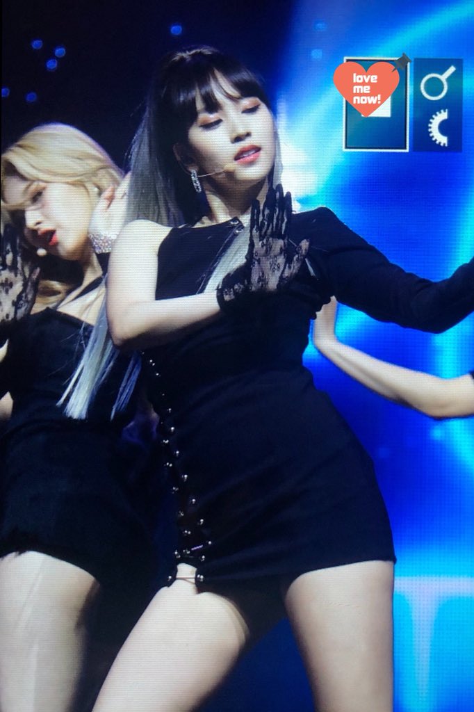 lovemenow_324's tweet image. 190422 FANCY 쇼케이스
you are the only one😍
#twice #트와이스 #mina #미나 #ミナ