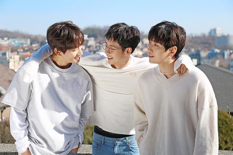 B1A4 is my life 진영 신우 산들 바로 공찬 tweet media
