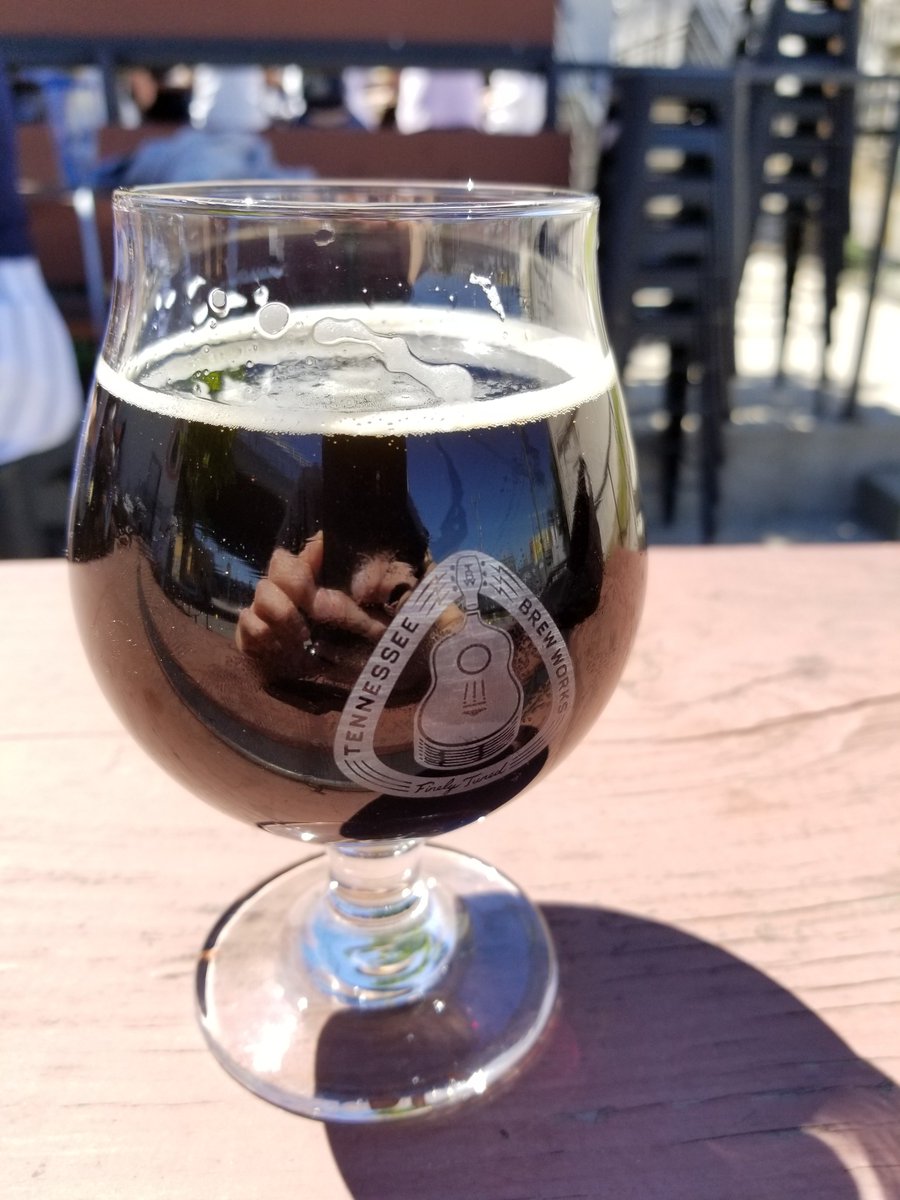 nash_brew's tweet photo. As we get closer to #NashBrew2019, with our focus on local Nashville breweries, we want to highlight some of the brews that make our city special. Here we have Pie Town Porter from @TNBrewWorks and Black Belle Imperial Stout from @BlackstoneBrew https://t.co/kytm0d5X4Z