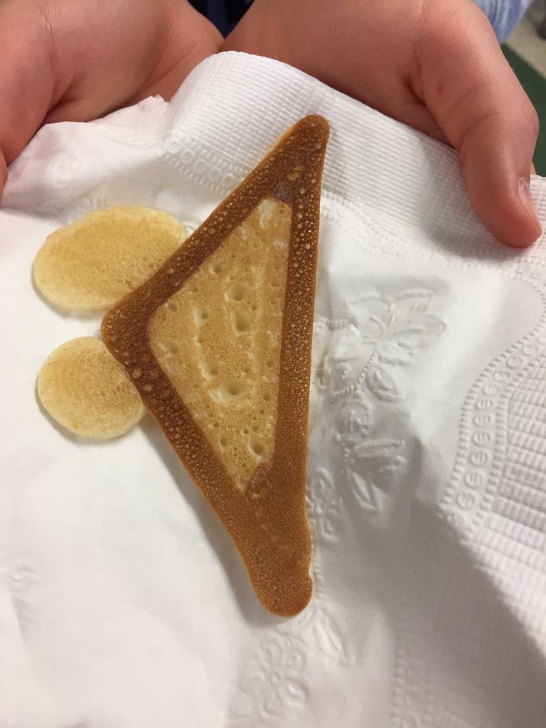 MrsLRaposa's tweet photo. Just some of our amazing creations using the PancakeBot! 

It was a great review of the types of triangles! Can you guess which types are pictured here? https://t.co/c7S4bRuhfG