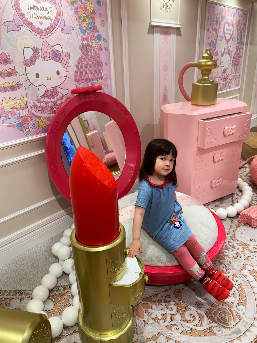 𝖸𝗈 𝖮𝗄𝖺𝖽𝖺 初サンリオピューロランド 大満喫 妹 Okada Saiko 同行 4歳児にちょうど良かったし 私も懐かしがりつつ楽しんだ 超がら空きでサクサク快適 ゆるく回れる気楽さ ディズニー 同様 大きなお兄さんお姉さんガチ勢が多数いて サンリオ夢