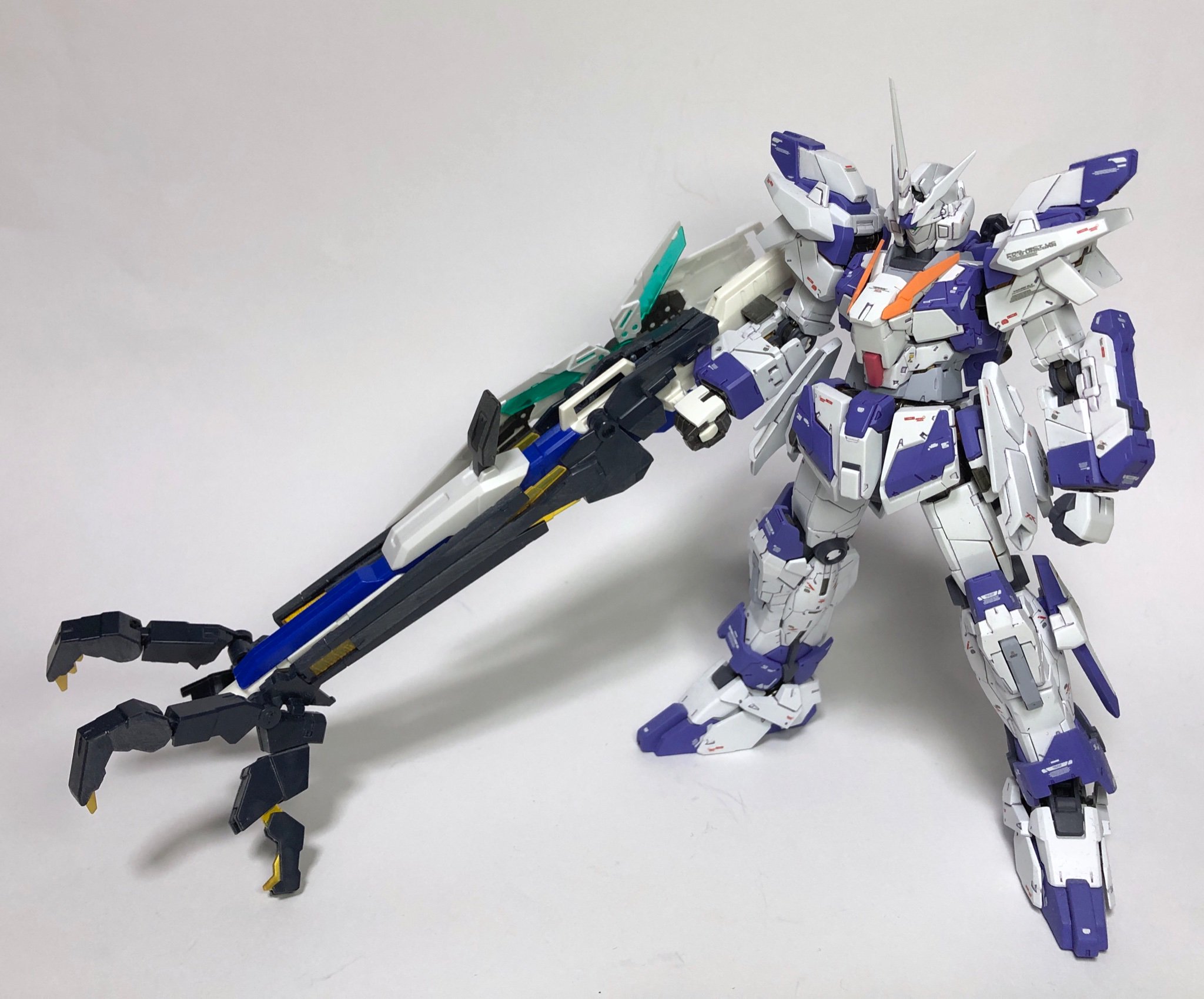 オカムラ セイジ ユニコーンガンダムアルミラージュ用追加装備のアームド アーマーmbsv 長距離狙撃及び対モビルアーマー用の装備ですが ぶっちゃけ物理爆熱ゴッドフィンガー石破天驚拳っす T Co Reo78ttlmv Twitter