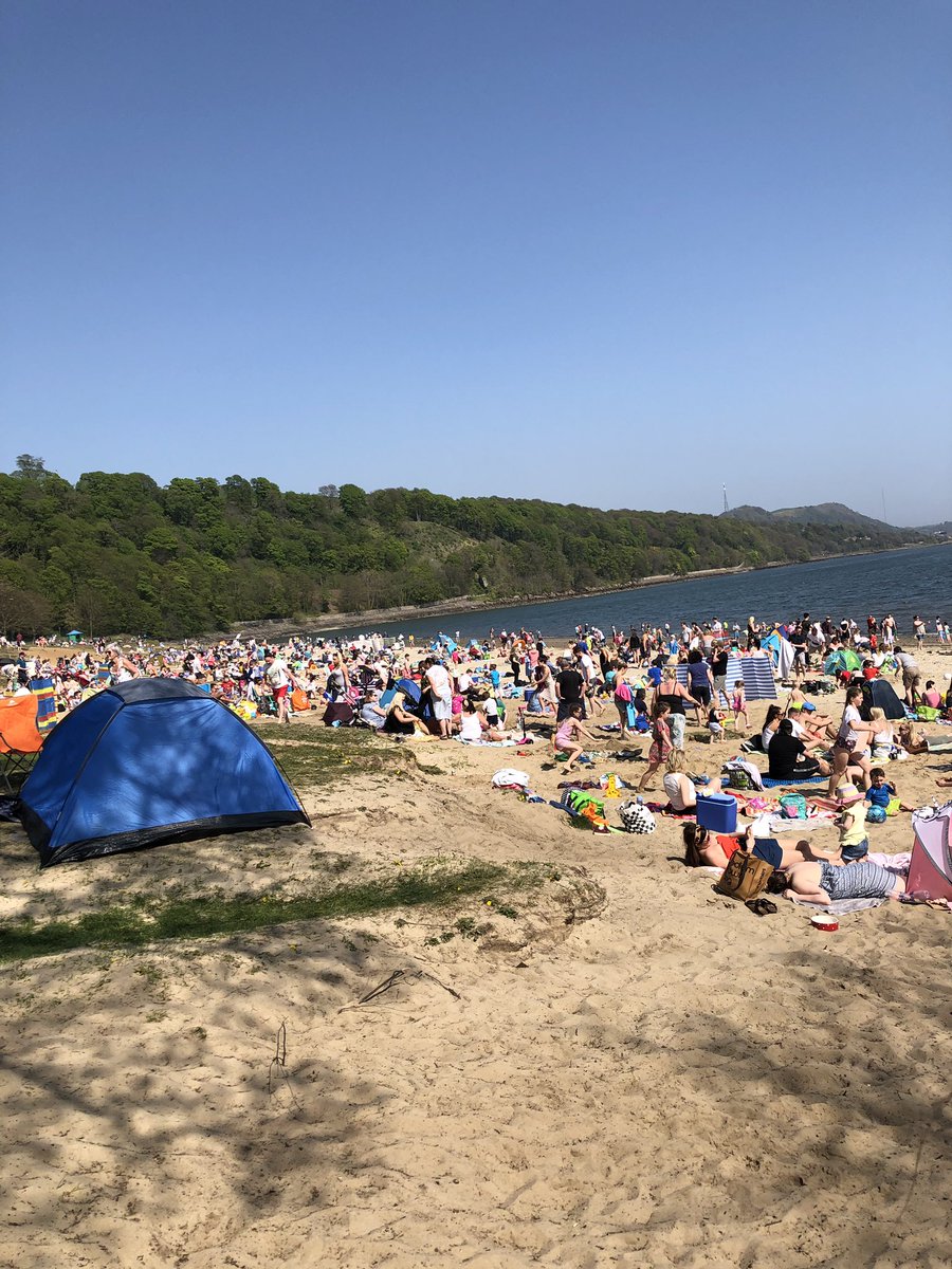 Boogie On Twitter Me Shall We Go To Silver Sands In Aberdour To Walk The Dogs On The Beach Population Of Fife Already Here Mate Https T Co Rt9gfw0fwc