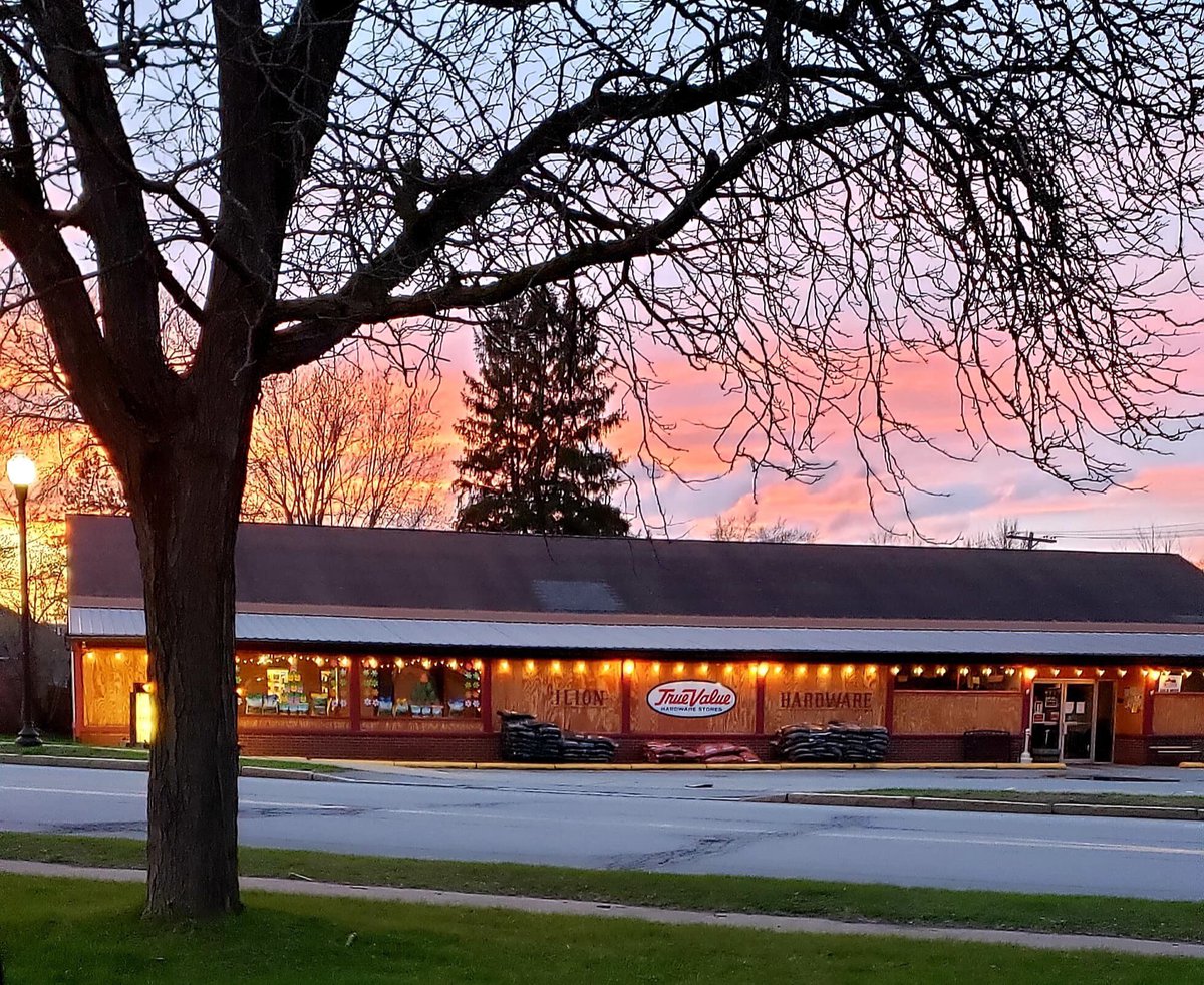 Happy Earth Day. Thank you to one of our customers who captured this beautiful sunset sky. #earthday2019 #truevalue #mothernature