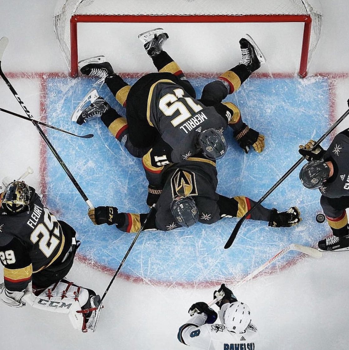 DailyFaceoff's tweet photo. Playoff. Hockey. https://t.co/smsJ51J14j