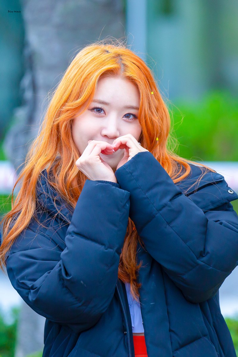 Blue_Wave00's tweet image. 190420 쇼 음악중심 미니팬미팅

하트장인 의정쓰
@iMe_Dreamnote 
#드림노트 #Dreamnote #보니 #Boni