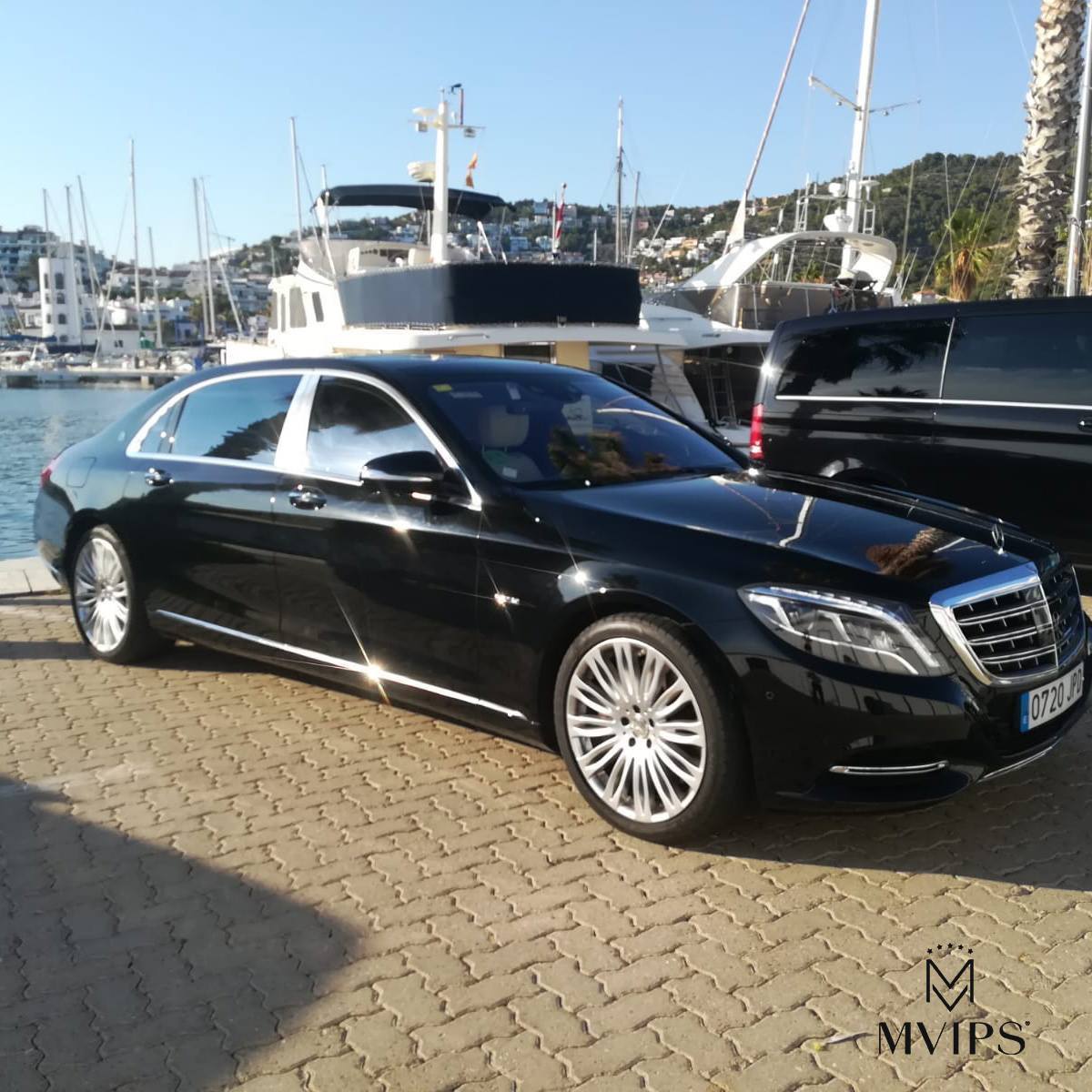 MVips_'s tweet image. #MvipsSL #Barcelona #España 
Nuestro Maybach en el puerto de Aiguadolc, cerca de Sitges
Foto: Stephen Longchamps