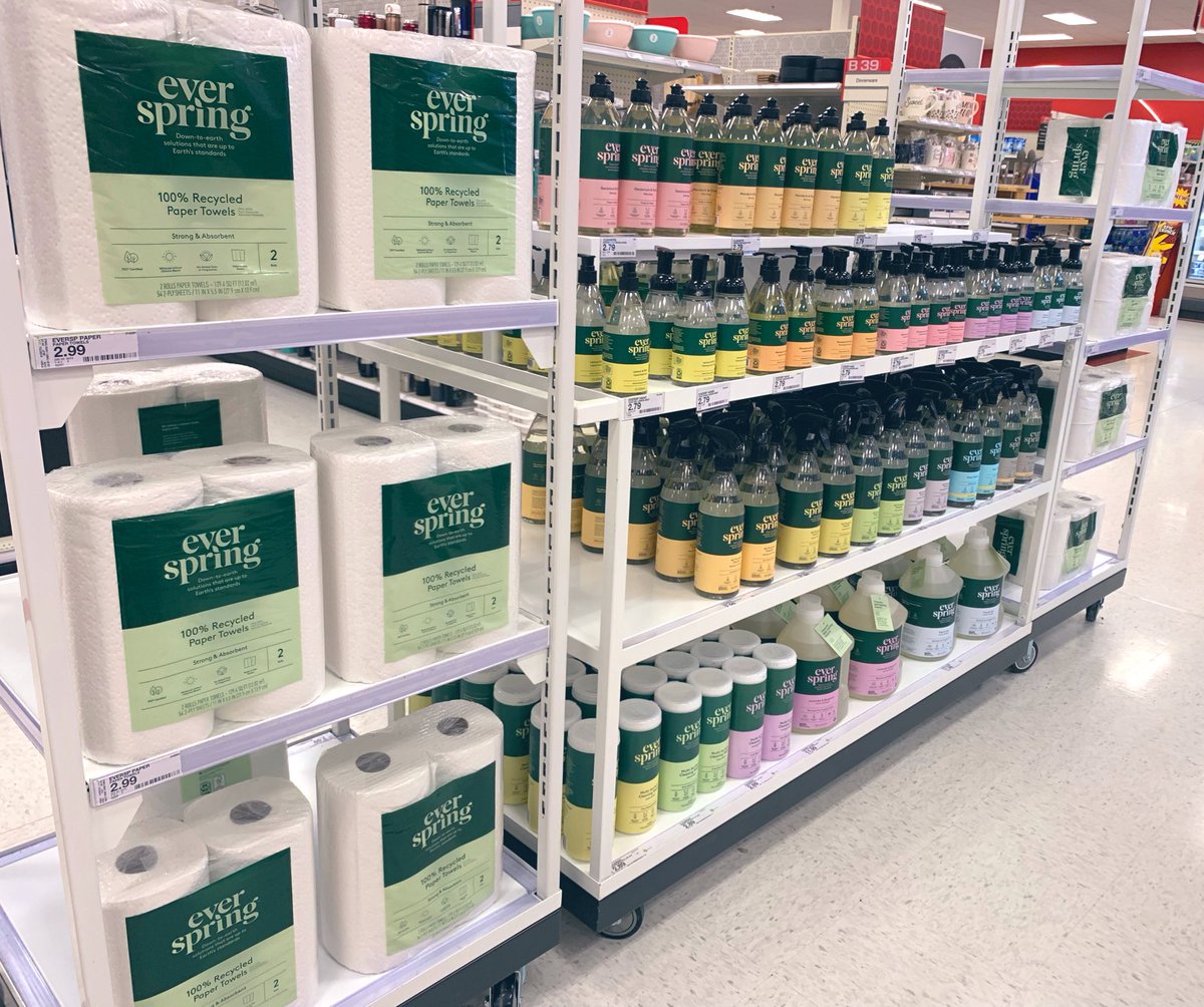 targetVM_erika's tweet image. Celebrate #EarthDay with Targets new Ever Spring all natural cleaning supply line and get a kick start on your spring cleaning!!! All ready here at 1841🌼💐☀️🌸✨ @EricWunderle