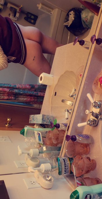 I need more girls on here, but I still got such a cute butt! #ass #bi #porn #youngporn #amateurporn #sex