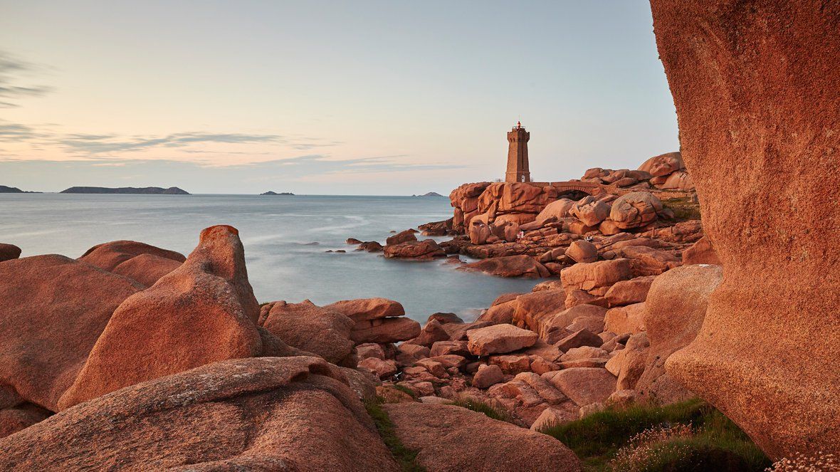 #France #Bretagne North Côtes d'Armor beautiful to visit. #Portblanc #Perrosguirec - Côte Rose #travel #traveltips