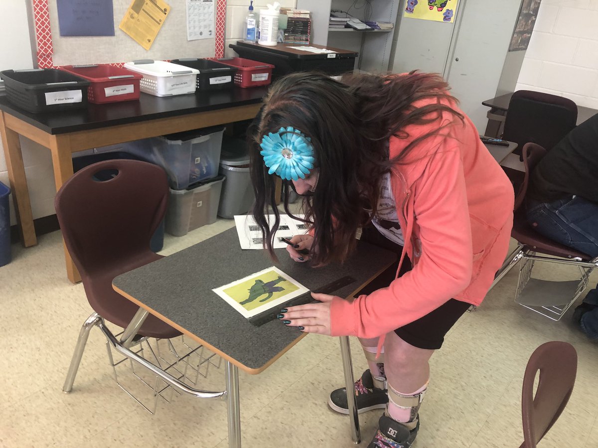 JoreeMorris's tweet photo. Fun hands-on math activity courtesy of our fabulous student teacher, Ms. Mitchell! #handsonmath #lifeskillsmath https://t.co/FB5RZdZViY