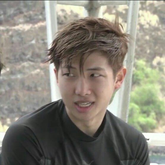 Btsjimi45784194's tweet photo. If you see this tweet you're obligated to reply with the last saved pic of BTS members. 

Comment the hangtag too :
#BBMAsTopSocial BTS @BTS_twt 
Mine : https://t.co/IXLaAb22Bd