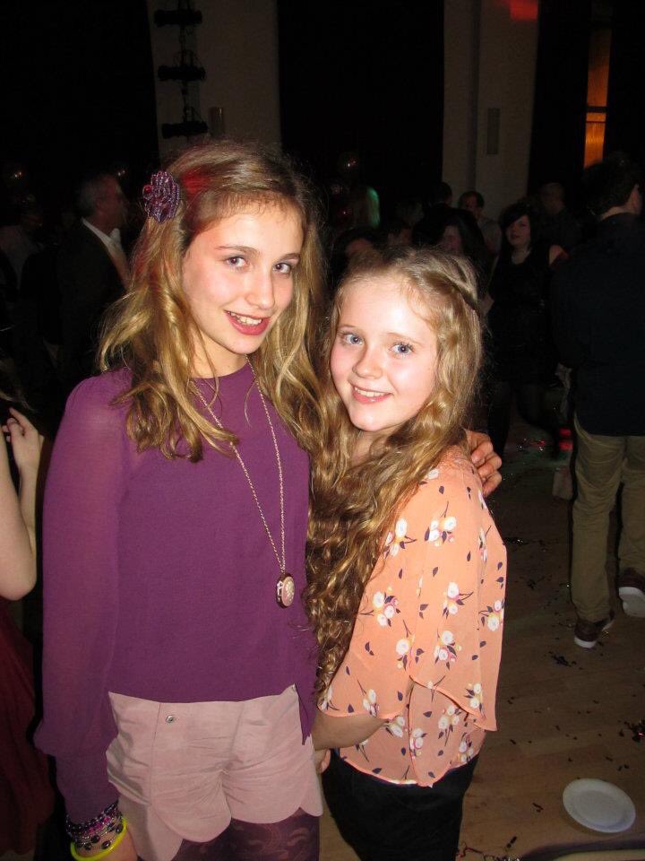 happy birthday erin!!🥳🥳hope u have an amazing day n hopefully see u soon,love u longtime xxx