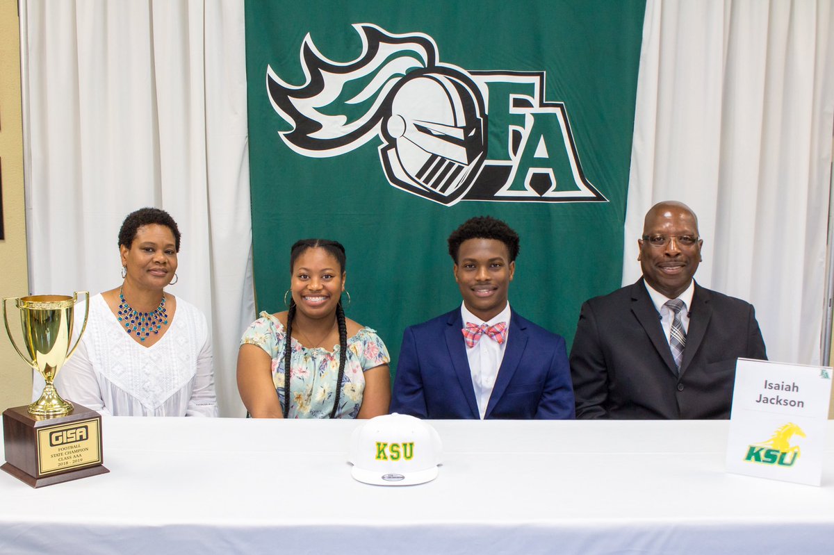 isaiahjackson08's tweet photo. Excited to be attending Kentucky State next year. https://t.co/i8BZed4Aqf