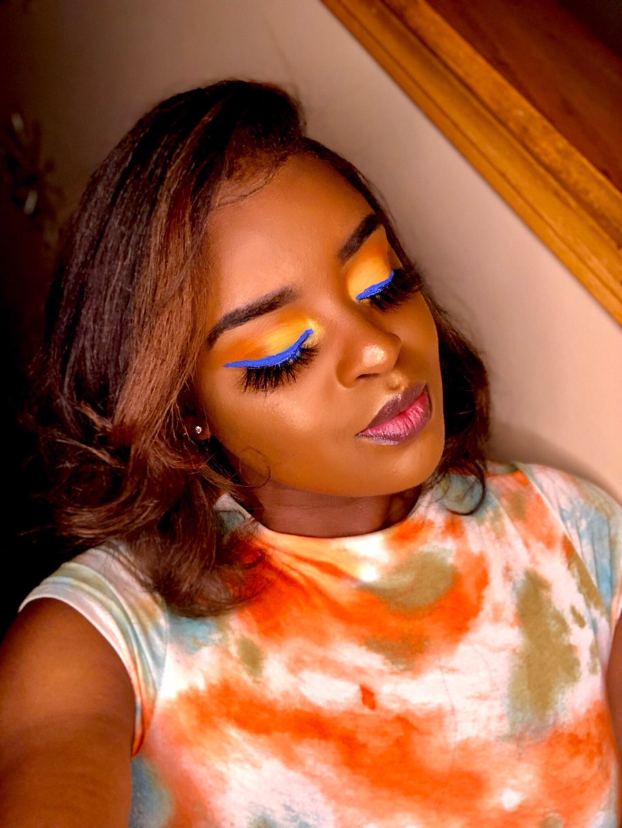 NoDoubleDeez's tweet photo. Sex on the beach 🏖 #deebeat 
Ig: Dee.beat &amp; NoDoubleDeez #Mua #makeup https://t.co/eyxvwx4pB1