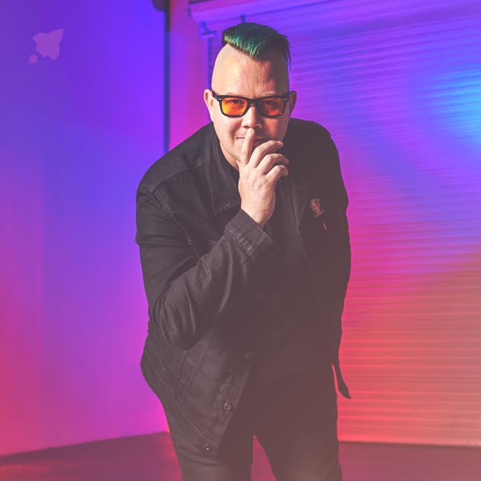 LiveListenShare's tweet image. With a knack for infectious grooves, California's Fellow Robot is gearing up to release their sophomore album, 'The Robot's Guide to Music Volume II' THIS Wednesday. Check out our Liner Note to see what keeps them ticking!

bit.ly/plp_fellowrobo…