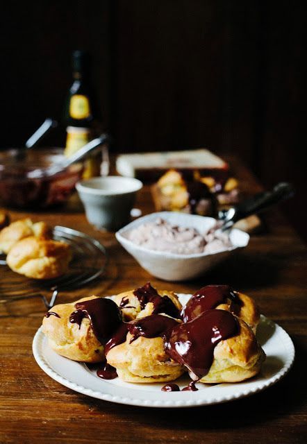 #food Chocolate Hazelnut Cream Puffs #foodporn bit.ly/2XxKQEf