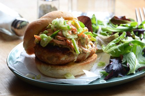 #food Buffalo Chicken Burgers With Spicy Blue Cheese Celery Slaw #foodporn bit.ly/2XxKY6H