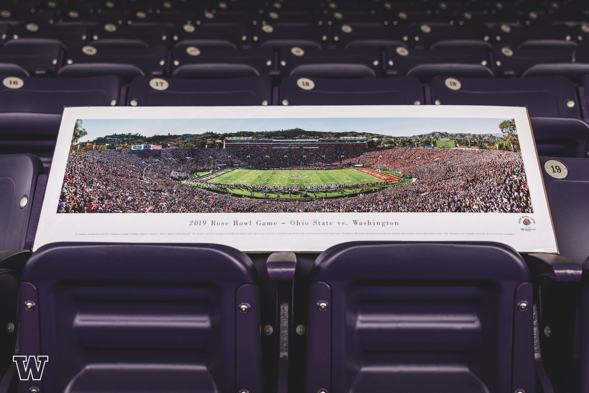 ⚡️ FAN APPRECIATION GIVEAWAY ⚡️

RT this tweet for a chance to win a panorama from the 105th Rose Bowl Game. #PurpleReign

GoHuskies.com/FanAppreciation
