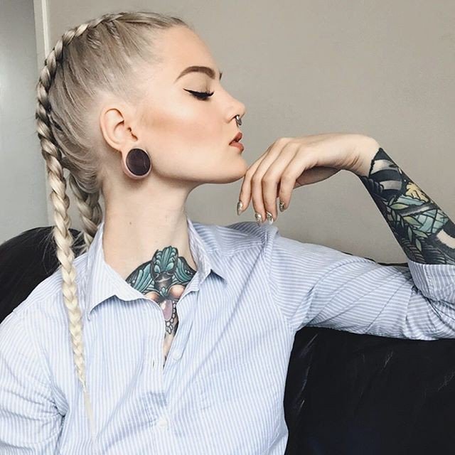 ° 𝙽𝚘𝚟𝚊𝚕𝚒𝚎 𝙵𝚛𝚘𝚜𝚝𝚛𝚞𝚖 ° (@svartmagiutter) on Twitter photo 