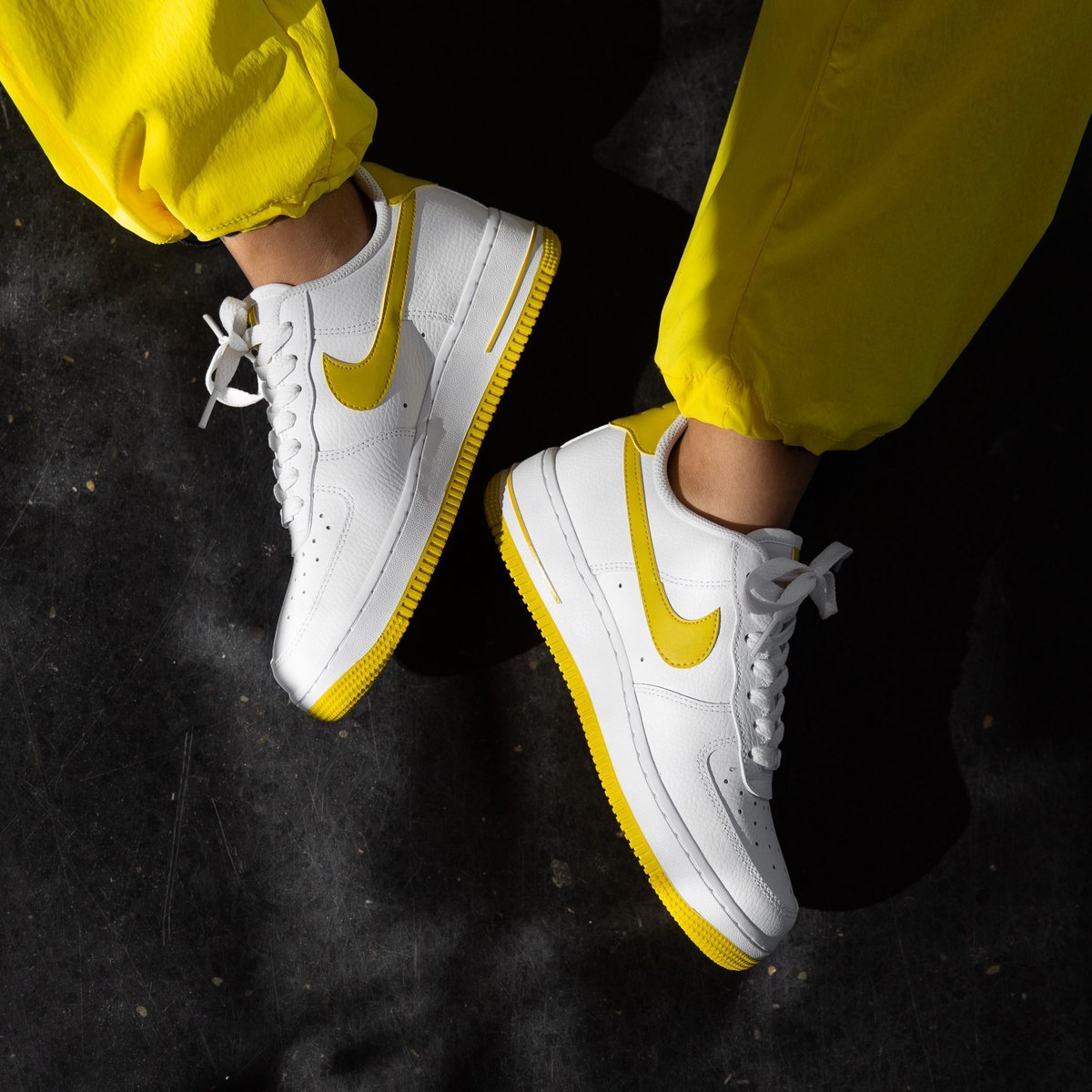 nike air force 1 citron