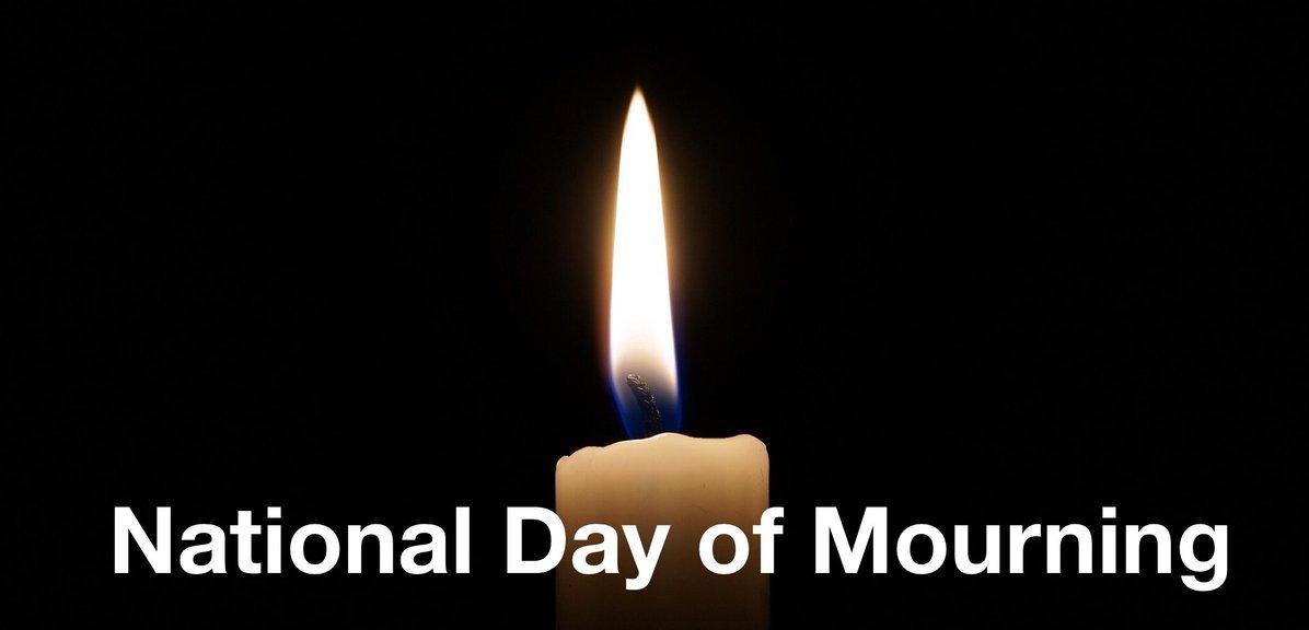 SriLankaTweet's tweet photo. Today is a 🇱🇰 National Day of Mourning 😢 !
Sri Lanka Government requests public to hoist a White Flag 🏳️ Today April 23 
Pray For Sri Lanka 🙏
Remembering Victims 🙏
#PrayForSriLanka
#EasterSundayAttacksLK
#EasterAttackSL #SriLankaBlast #LKA #SriLanka https://t.co/vySyUGEugI
