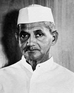 RealHistoryPic tweet picture