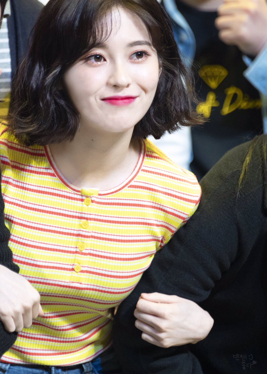 bincos0713's tweet photo. 190421 메이크스타 팬싸 예빈 

보고만 있어도 행복해져! 

#DIA #다이아 #백예빈 #예빈 #Yebin @dia_official #우와 #WOOWA https://t.co/K2I4N5yYEz